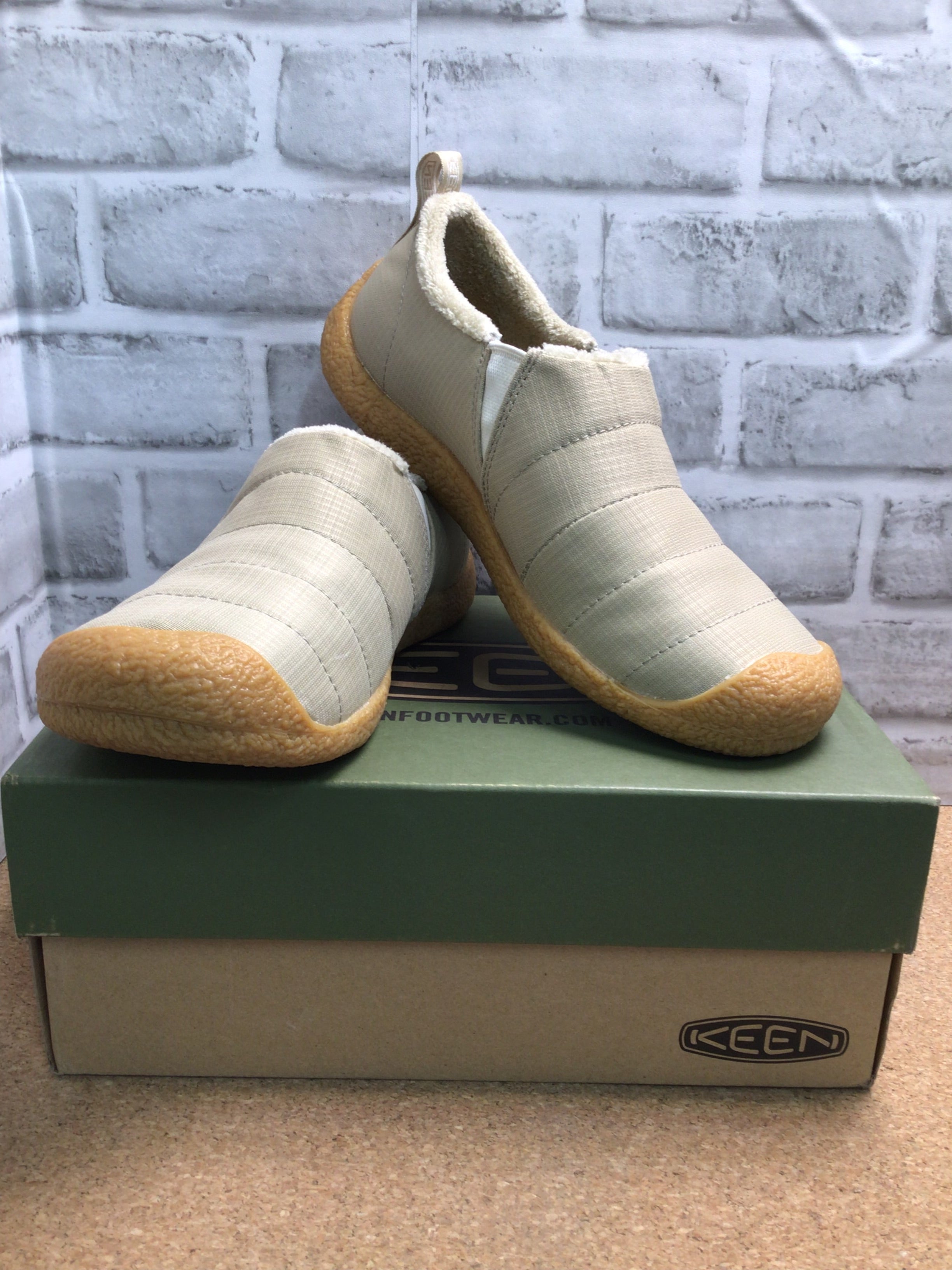 KEEN Women's Howser Slipper Size 8.5 Women (7917659980014)